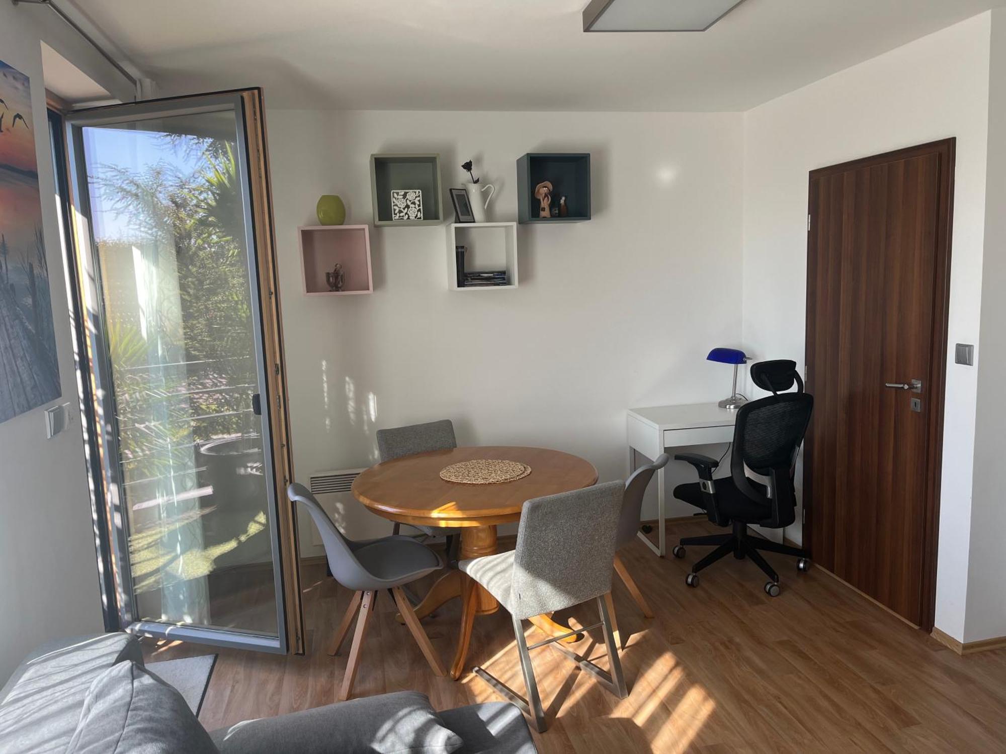 Apartman S Wellness Sluzbami Черчани Экстерьер фото